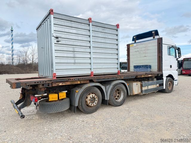 Camião de plataforma MAN 26.440 TGX - 6x2 - Retarder