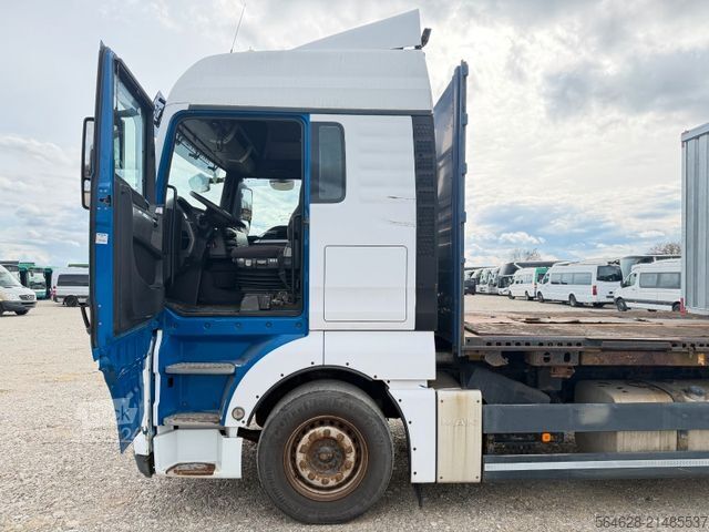 Camião de plataforma MAN 26.440 TGX - 6x2 - Retarder