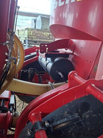 Hassas ekim makinesi Horsch Maistro 8CC 3990ha