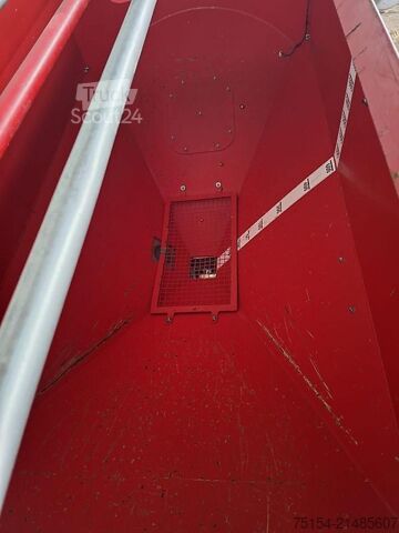 Hassas ekim makinesi Horsch Maistro 8CC 3990ha