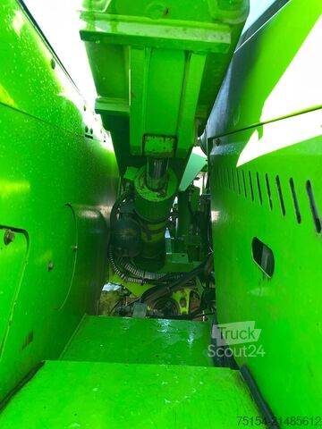 Teleszkópos rakodó Merlo P36.10 Top