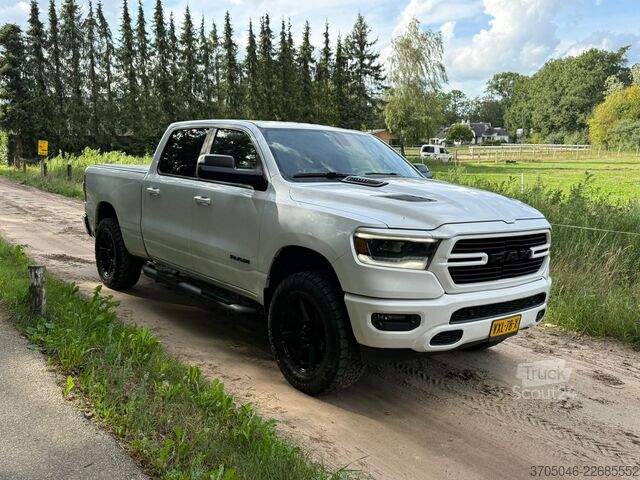 Ram RAM 1500 SPORT CREW CAB Ram RAM 1500 SPORT CREW CAB