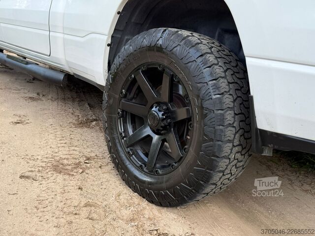 Ram RAM 1500 SPORT CREW CAB Ram RAM 1500 SPORT CREW CAB