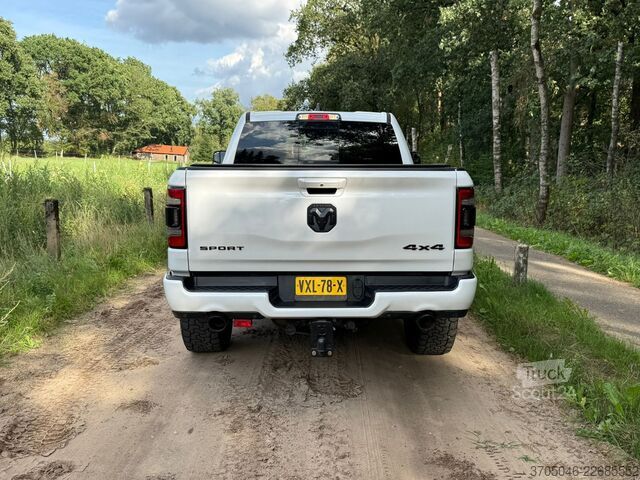 Ram 1500 SPORT CREW CAB Ram RAM 1500 SPORT CREW CAB