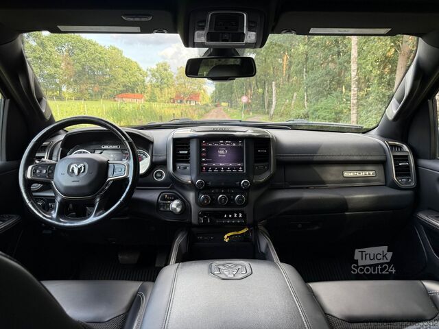 Ram 1500 SPORT CREW CAB Ram RAM 1500 SPORT CREW CAB