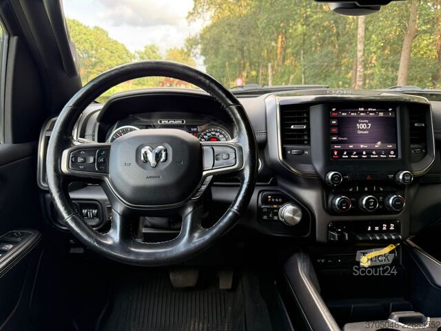 Ram 1500 SPORT CREW CAB Ram RAM 1500 SPORT CREW CAB