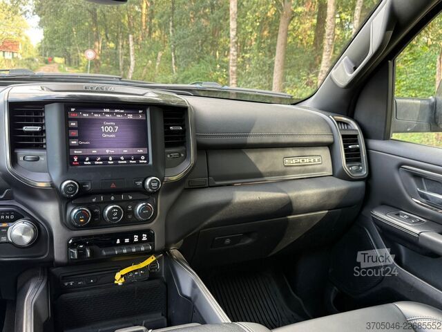 Ram 1500 SPORT CREW CAB Ram RAM 1500 SPORT CREW CAB