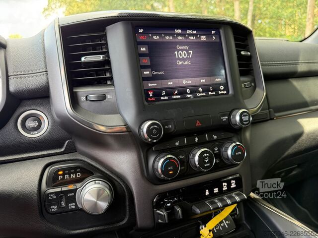 Ram 1500 SPORT CREW CAB Ram RAM 1500 SPORT CREW CAB