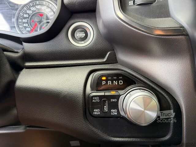 Ram 1500 SPORT CREW CAB Ram RAM 1500 SPORT CREW CAB