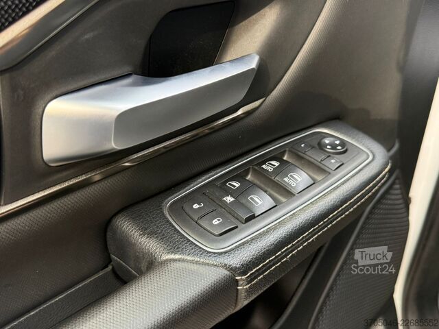 Ram 1500 SPORT CREW CAB Ram RAM 1500 SPORT CREW CAB
