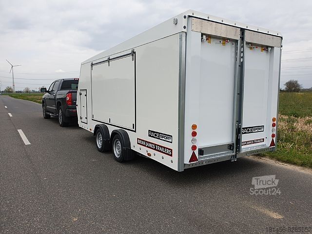 Ремарке за транспортиране на автомобили Brian James Trailers Race Sport Race Transporter verfügbar