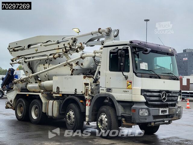Pompe à béton Mercedes Actros 3241 8X4 7m3 Putzmeister Mixer Big-Axle ...