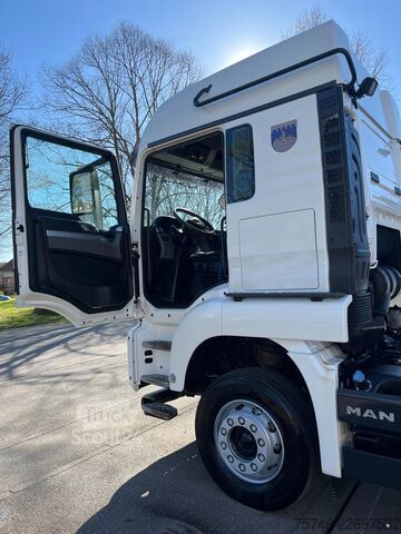 MAN TGS 26.500 FLL*Chassis*Intarder*E6C*Schalter MAN TGS 26.500 FLL*Chassis*Intarder*E6C*Schalter