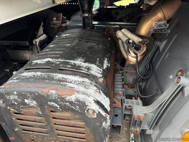 куфар Iveco EUROCARGO 80E18 CLOSED BOX 6m00 x 2m49 x 2m37 -...
