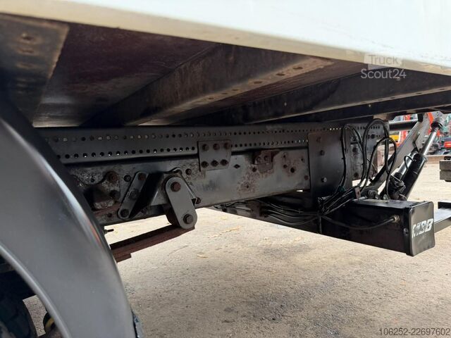 куфар Iveco EUROCARGO 80E18 CLOSED BOX 6m00 x 2m49 x 2m37 -...