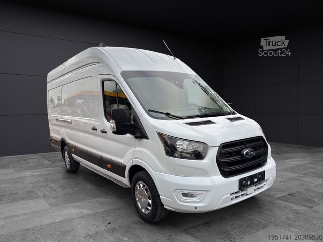 Hög tak skåpbil FORD Transit 350 L4 H3 360° Kamera Klima Navi 32 Tkm