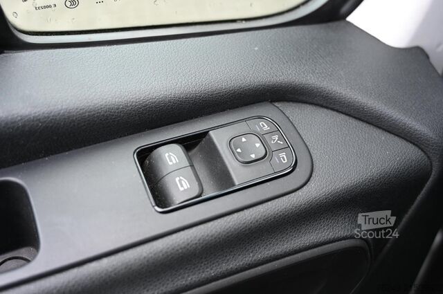 Комби с висок покрив Mercedes-Benz Sprinter 311 2.2 CDI L2H2 RWD AIRCO CAMERA Werk...