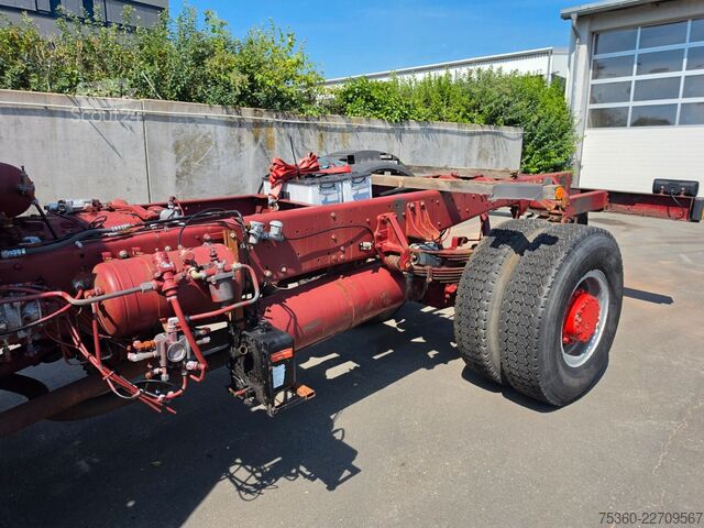 Vrachtwagenchassis MERCEDES-BENZ 1632 AK