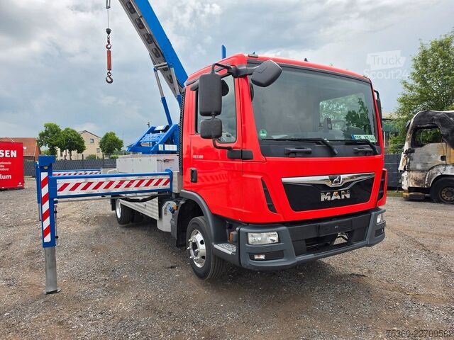 Lastbilmonteret kranvogn MAN Klaas Amak 75E 35m/3000kg 1550 Std