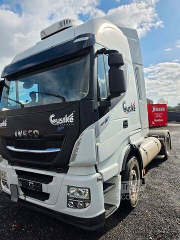 Standarta vilcējs IVECO 460 LNG running condition