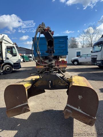 Tovornjak s kavljem za kontejnerje MAN STEYR 33S41 ABROLLCONTAINER+KRAN FASSI+CONTAINER