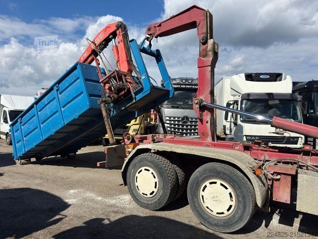 Tovornjak s kavljem za kontejnerje MAN STEYR 33S41 ABROLLCONTAINER+KRAN FASSI+CONTAINER