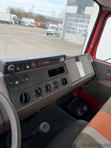 Vrachtwagen met bakwagen IVECO 75-16 AN 4x4 Turbo TLF 8/18 Feuerwehr Oldtimer