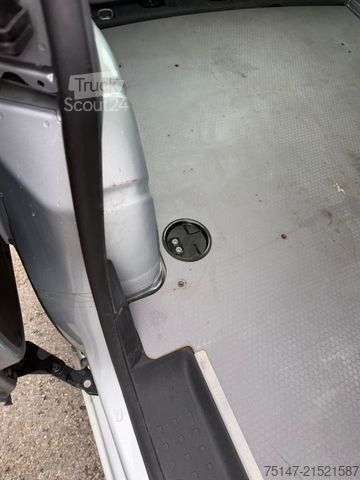 Panel van VOLKSWAGEN Caddy KA Basis 81 CNG SG6 Erdgas ACC Navi AHK