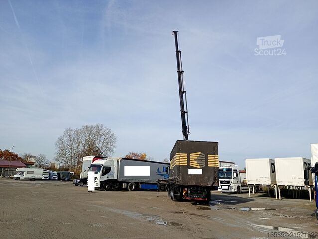 Bâché à rideaux latéraux IVECO AS260S42Y/FS mit Kran BDF