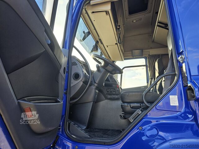 Standard-SZM DAF CF 440 SPACECAB / NL TRUCK