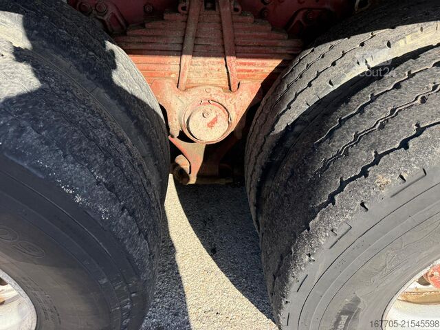 φορτηγό αντλίας σκυροδέματος Iveco Magirus 330