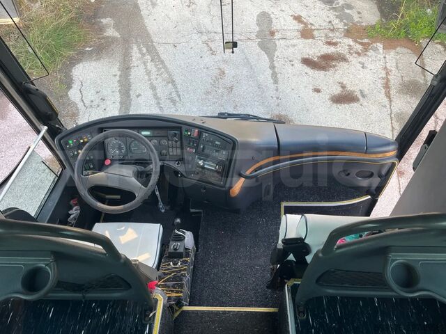 Iveco 389, 2001, 35 places assises, Euro 2 Iveco 389