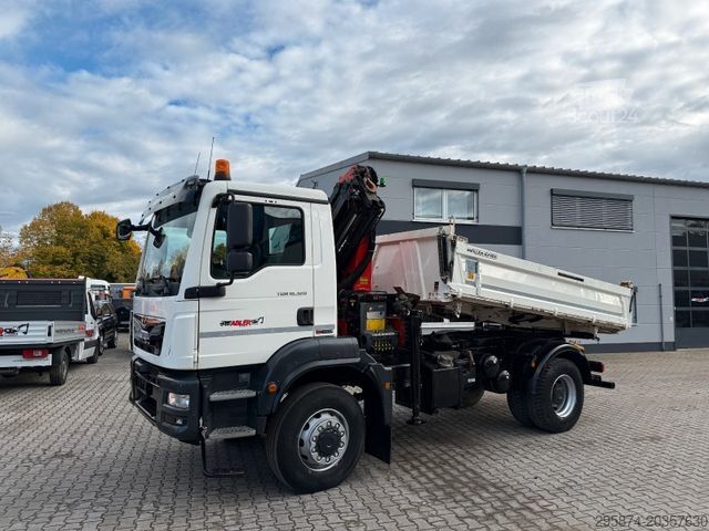 Camion ribaltabile trilaterale MAN TGM 18.320 Kipper+Kran Palfinger PK14501 SLD