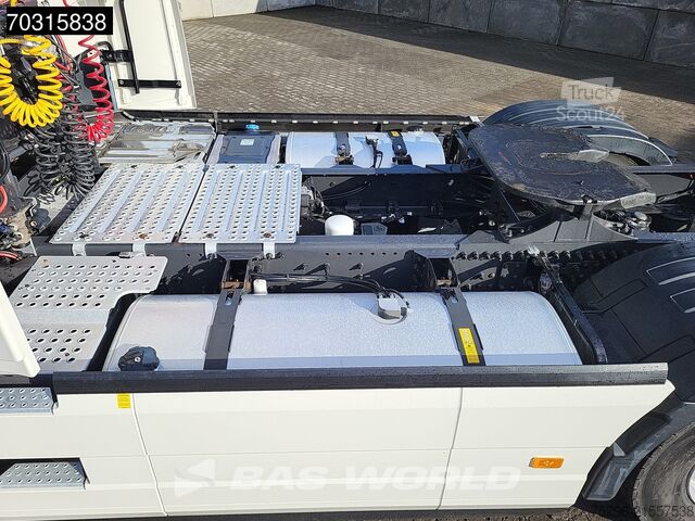 Standard-SZM Volvo FH 500 4X2 XL 2xTanks VEB+ I-ParkCool Navi