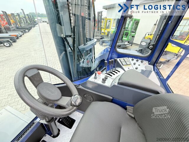 Chariot élévateur multidirectionnel Combilift C4000 GAS TRIPLEX 5550 POSITIONER CABIN
