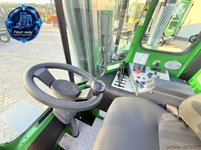 Chariot élévateur multidirectionnel Combilift C4000 GAS DUPLEX 4050 WIDE POSITIONER