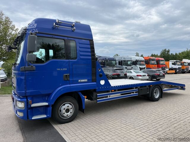 Vehicul de tractare MAN TGL 8.250 BL Autotransporter NEU/6-Sitze/Klima