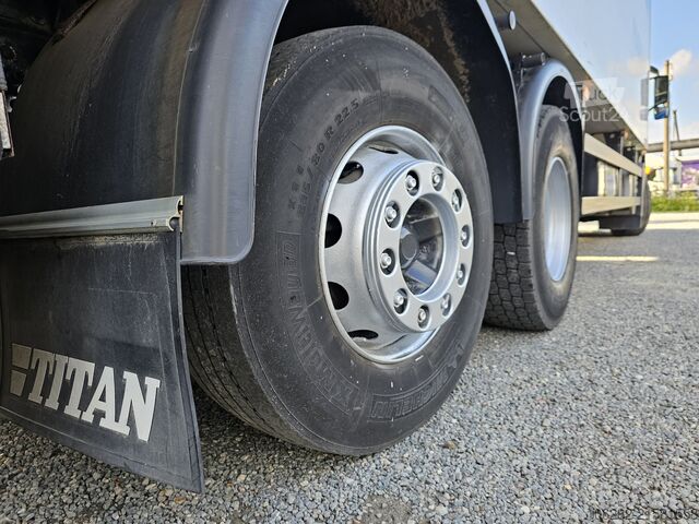 Camion avec glacière VOLVO FM330 6x2 FRIGOBLOCK Multizone Lenk u. L