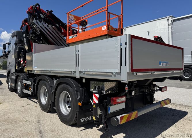 Jeřáb na nákladním automobilu Volvo FH 500 Hiab Palfinger Fassi F1450-8 JIB-