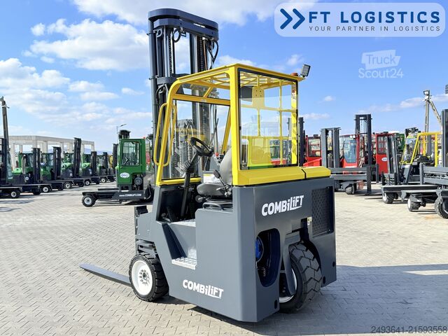 Empilhadeira multidirecional Combilift CB4500 GAS TRIPLEX 6400 FORK POSITIONER