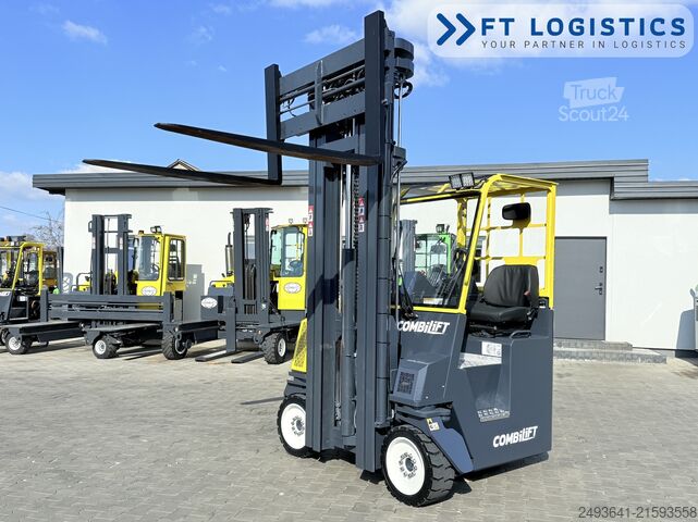 Empilhadeira multidirecional Combilift CB4500 GAS TRIPLEX 6400 FORK POSITIONER