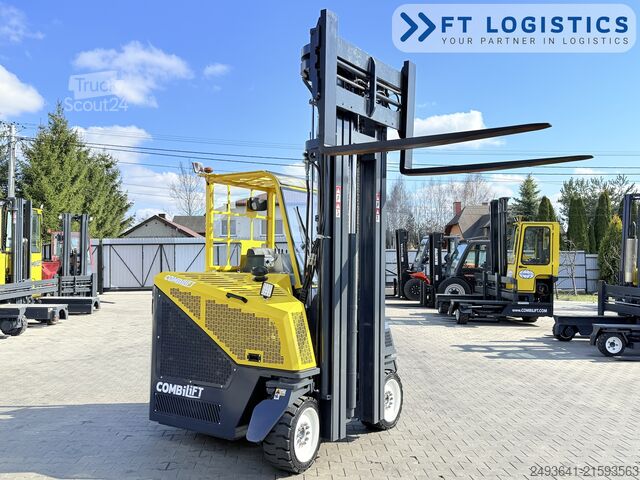 Empilhadeira multidirecional Combilift CB4500 GAS TRIPLEX 6400 FORK POSITIONER