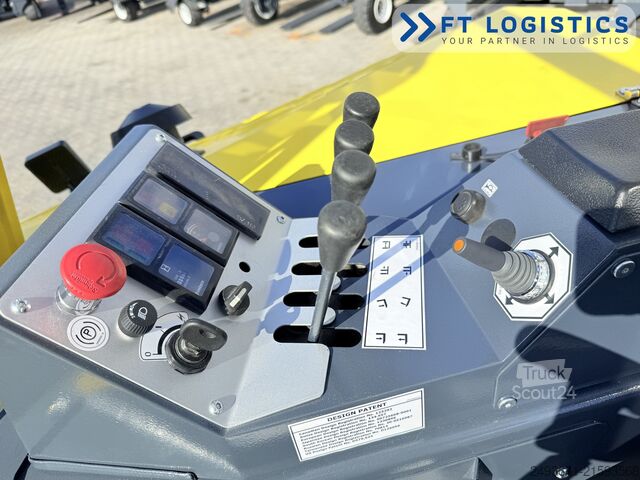 Empilhadeira multidirecional Combilift CB4500 GAS TRIPLEX 6400 FORK POSITIONER