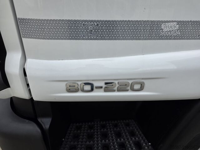 бортовой грузовик с тентом IVECO 80E22