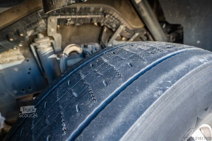 Standard tractor DAF XF 480 FT (50T.)