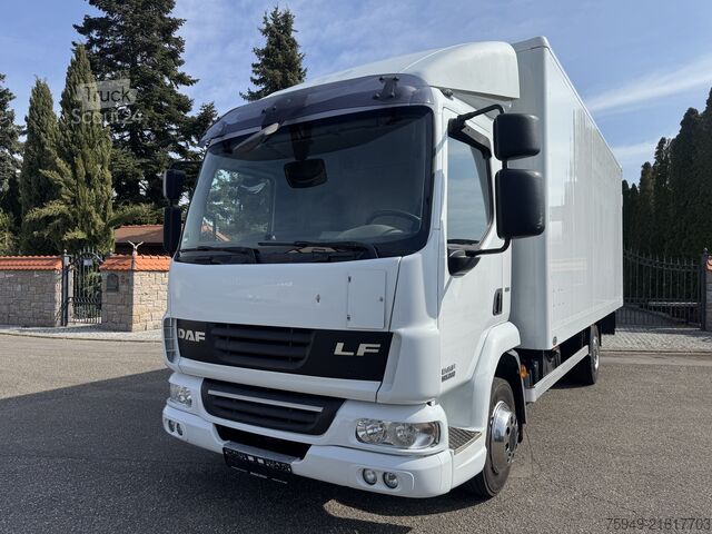 LF 45.220 12t, box body 5.62m, tail lift 1.5t DAF LF 45.220 12to., Koffer 5,62m, LBW 1,5to