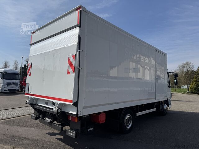 LF 45.220 12t, box body 5.62m, tail lift 1.5t DAF LF 45.220 12to., Koffer 5,62m, LBW 1,5to
