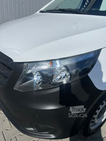 Panelvan MERCEDES-BENZ Vito 110 LANG 6G KLIMA TEMPOMAT 3-SITZE SCHRÄNKE