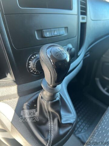 Panelvan MERCEDES-BENZ Vito 110 LANG 6G KLIMA TEMPOMAT 3-SITZE SCHRÄNKE