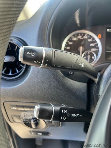 Panelvan MERCEDES-BENZ Vito 110 LANG 6G KLIMA TEMPOMAT 3-SITZE SCHRÄNKE